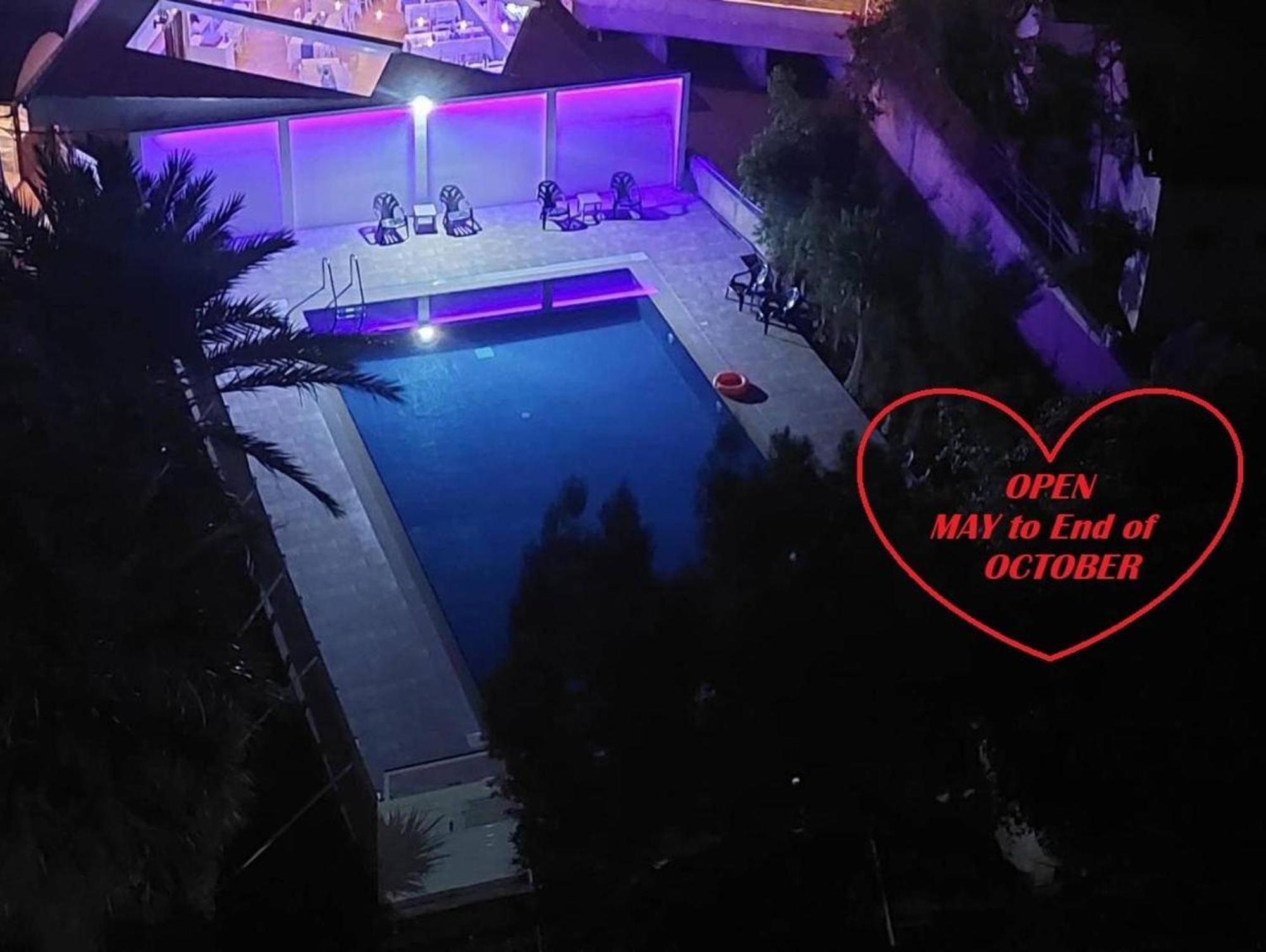 Lazuli Beach & Pool Apartment 501 Larnaca Bagian luar foto