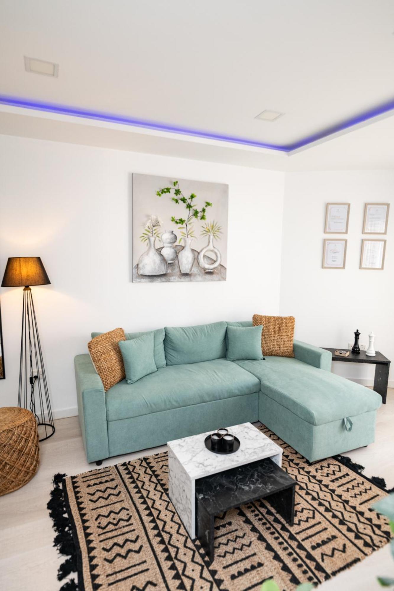Lazuli Beach & Pool Apartment 501 Larnaca Bagian luar foto
