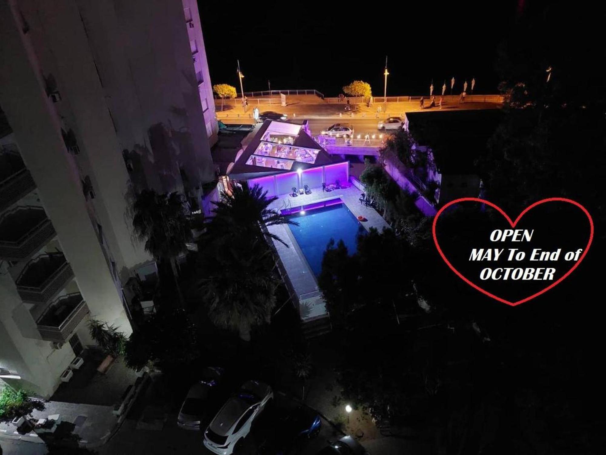 Lazuli Beach & Pool Apartment 501 Larnaca Bagian luar foto
